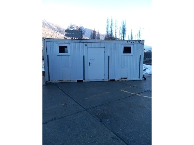Container