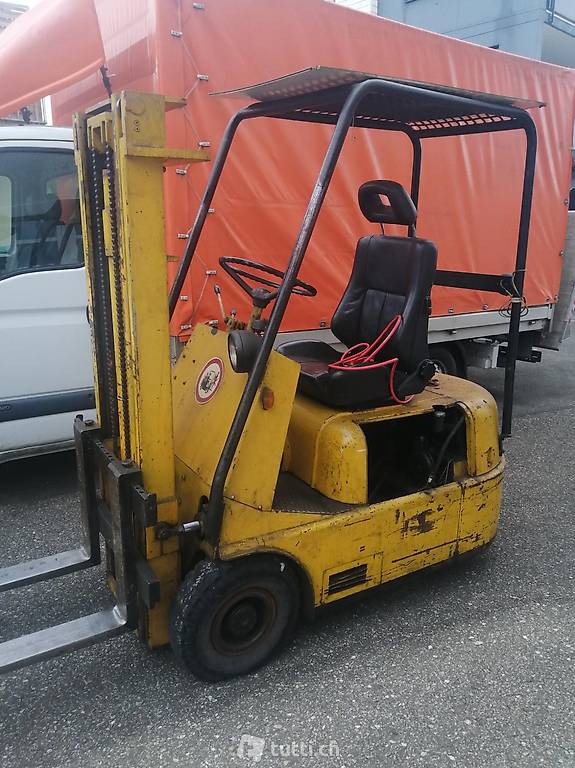 Stapler mit VW Motor