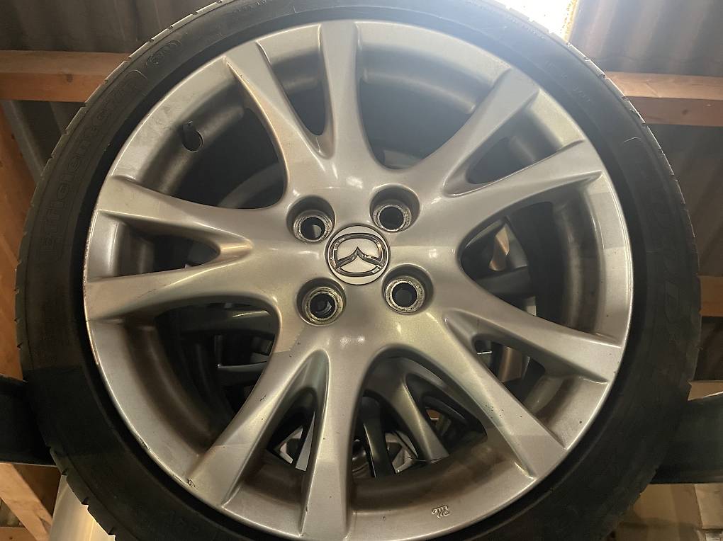 Mazda 2 Räder Felgen Reifen