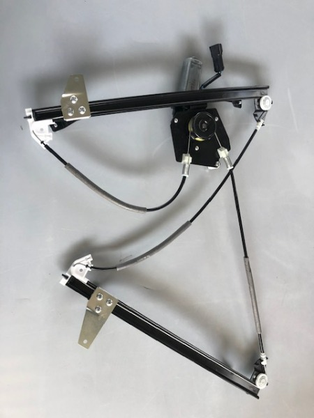 Alzavetro anteriore sinistro per Maserati Quattroporte M139