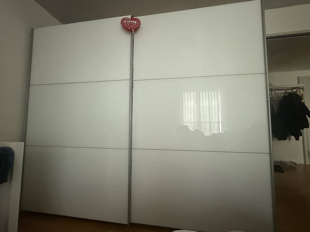 Kleiderschrank 250x213x60