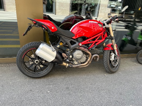 Ducati Monster 1100 EVO