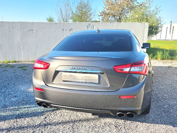 Maserati Ghibli grau Top Preis