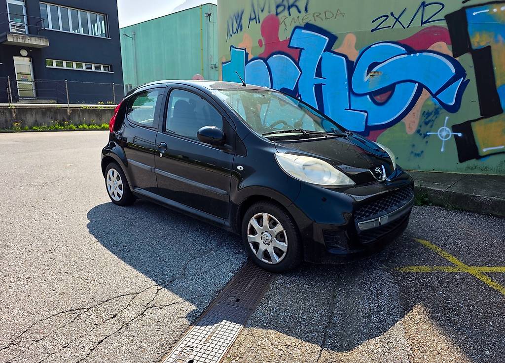 peugeot 107 automatica collaudata