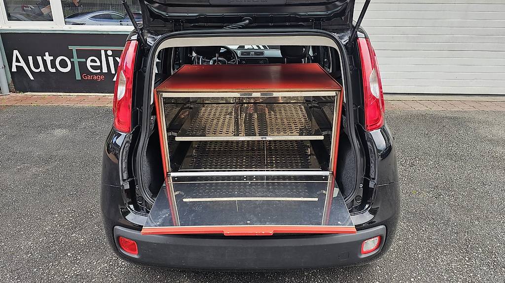 Fiat Panda 1.2 con Forno Pizza/Pizzaofen