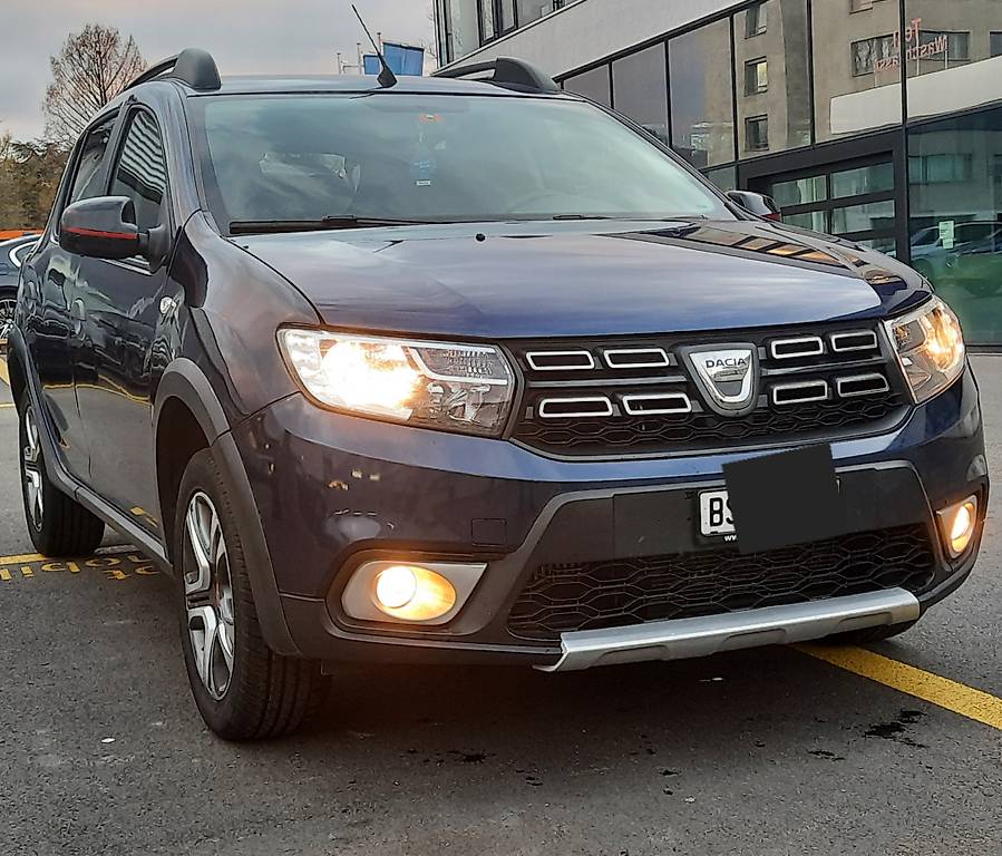 Sehr schöne Dacia Sandero mit neu Mfk 59000km