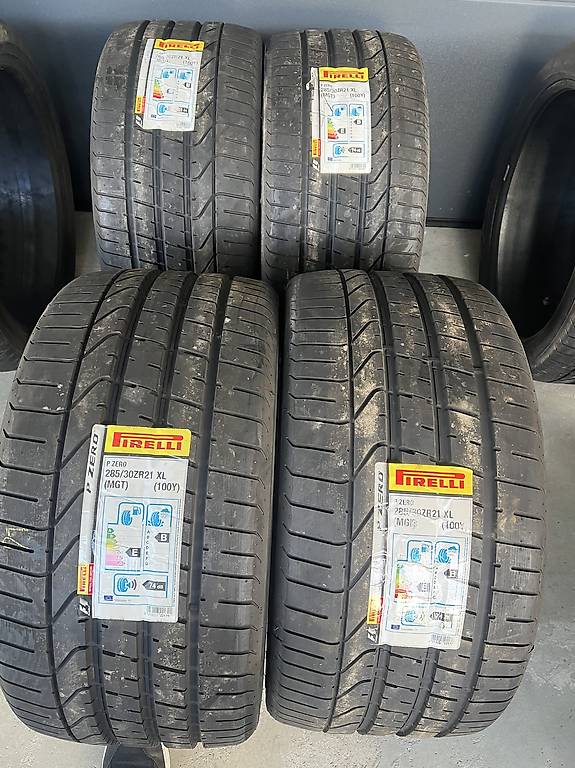 Sommerreifen Pirelli 185/30/21