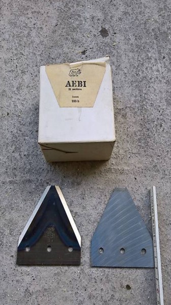 Aebi Messerklingen AM 333b (DIN 80) glatt, 3 Loch