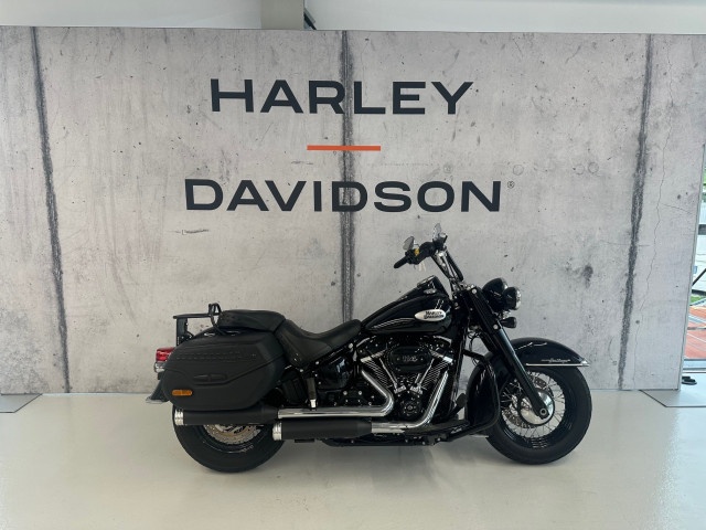 harley-davidson flhcs 1868 heritage classic 114