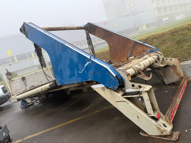 NENCKI, TAK-32, 4-Achser Welaki, Absetzkipper