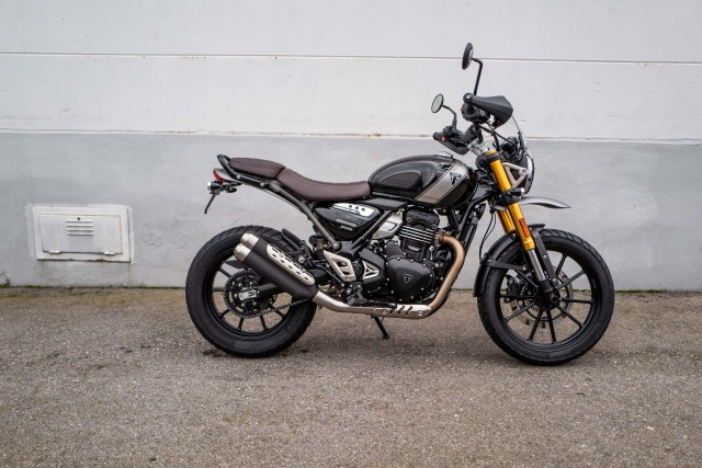 triumph scrambler 400 x