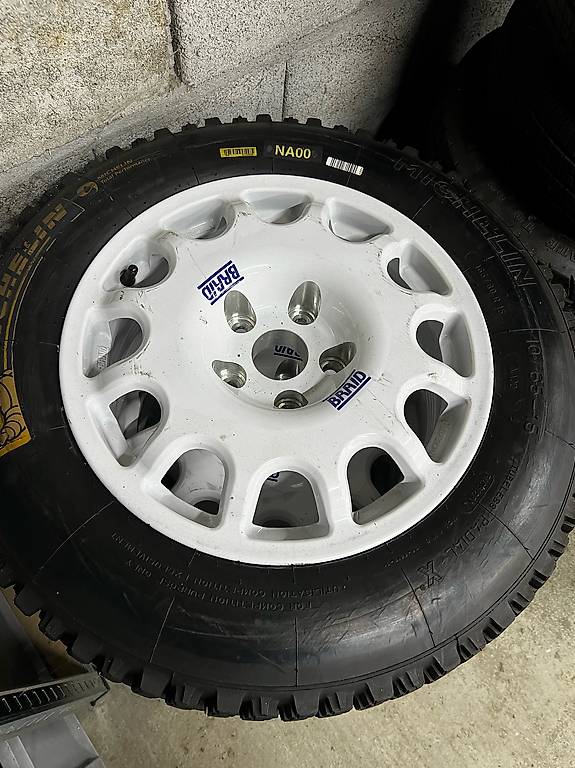 Audi Quattro 5x112 Felgen Rennreifen Braid Michelin