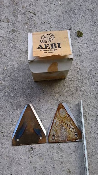 Aebi Messerklingen AM 8660/1 glatt, 2 Loch