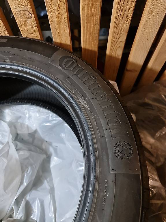 Sommerreifen Continental 4x Fast Neu 205/55 R16