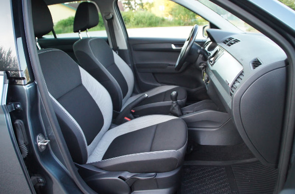 Skoda Fabia 1.2TSi / Ambition / 1 Vorbesitzer