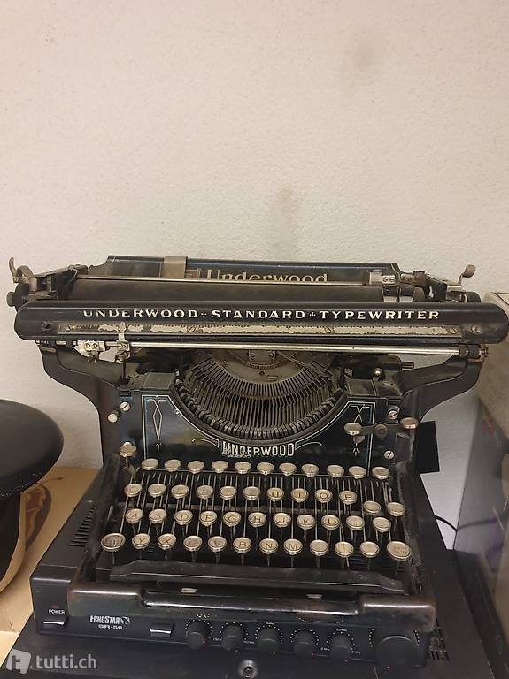 Macchina da Scrivere UNDERWOOD Standard TYPEWRITER