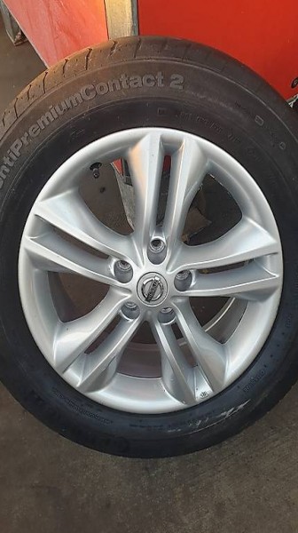  Nissan Qashqai Felgen Reifen Räder Leichtmetallfelgen
