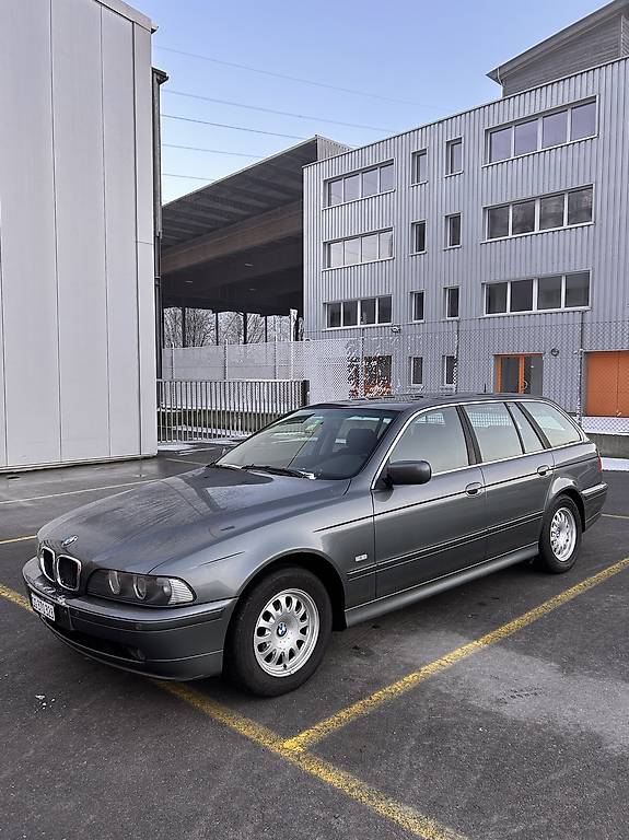 BMW 525i Touring