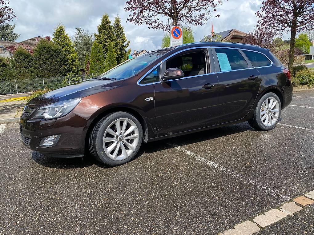 Opel Astra Sports Tourer 1.6i 16V Turbo