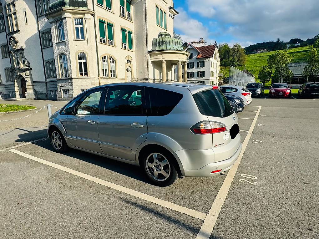 Ford S-MAX Titanium 2.0 Diesel. 7-Sitzer