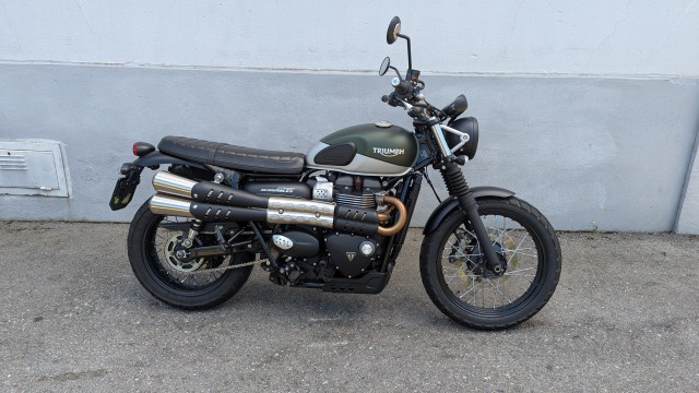 TRIUMPH Street Scrambler 900