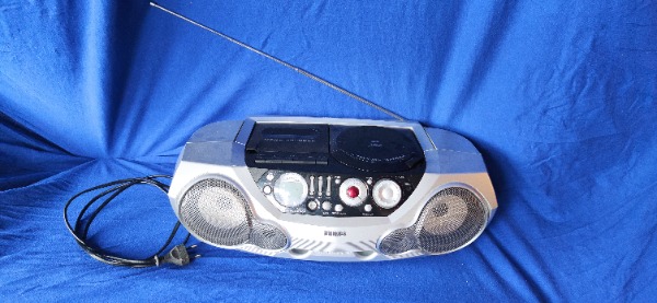 PHILIPS Radio Cassetta CD Fm Argentato