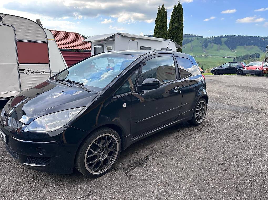 Mitsubishi colt czt Frisch MFK