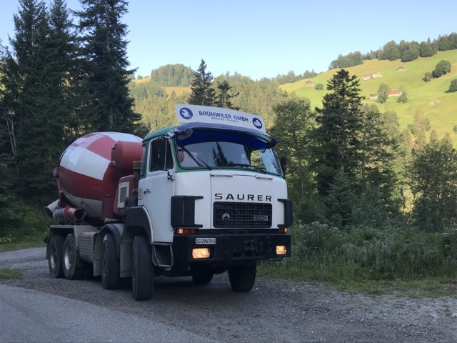 SAURER, D330BF 8*4 Fahrmischer, Betonmischer
