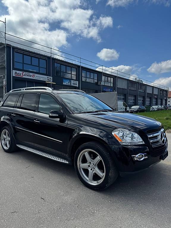 Mercedes-Benz GL 550