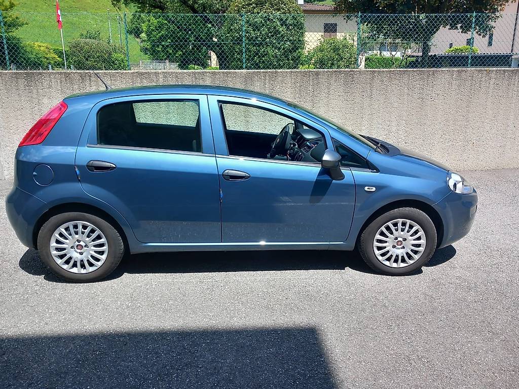 Fiat Punto 1.2 appena collaudata - come nuova