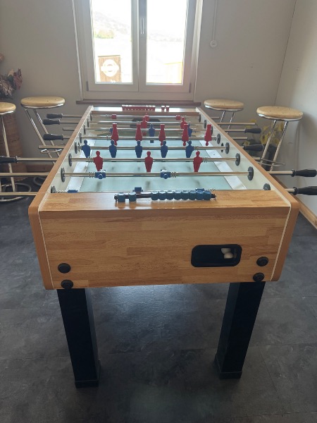 Tischfussball / Tschüttelikästen