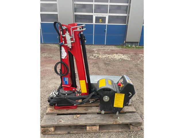 Lagerkran HC 17T2, Kran
