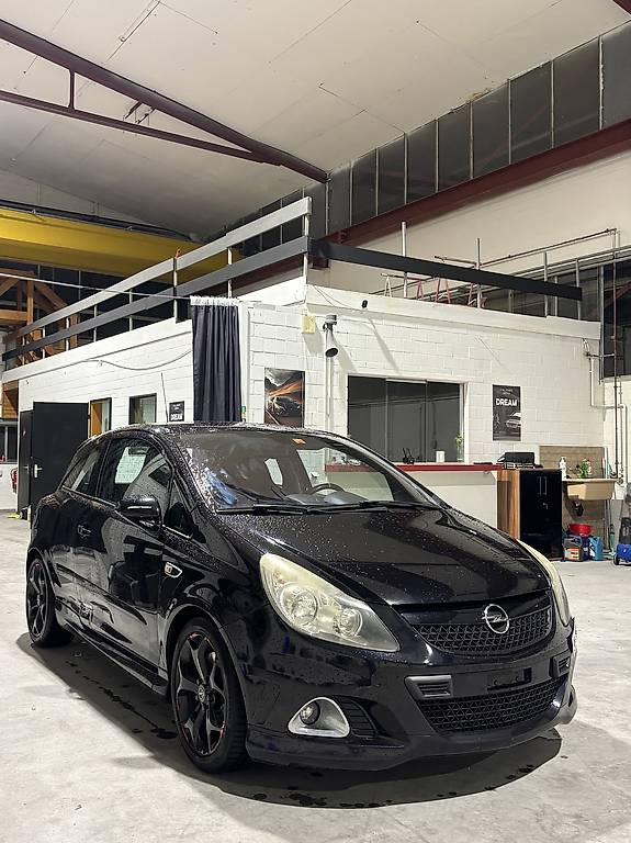Opel Corsa OPC