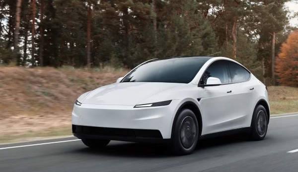 Entdecke das neue Tesla Model 3 Standard und Model Y Standard