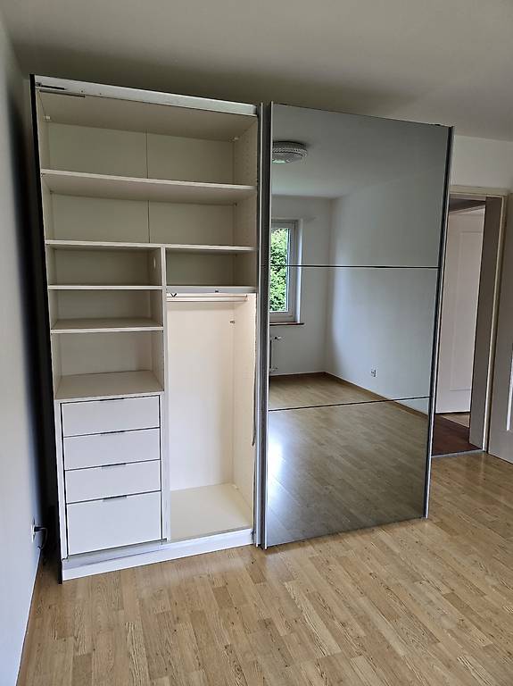 Kleiderschrank Jutzler Lieferung und Montage möglich