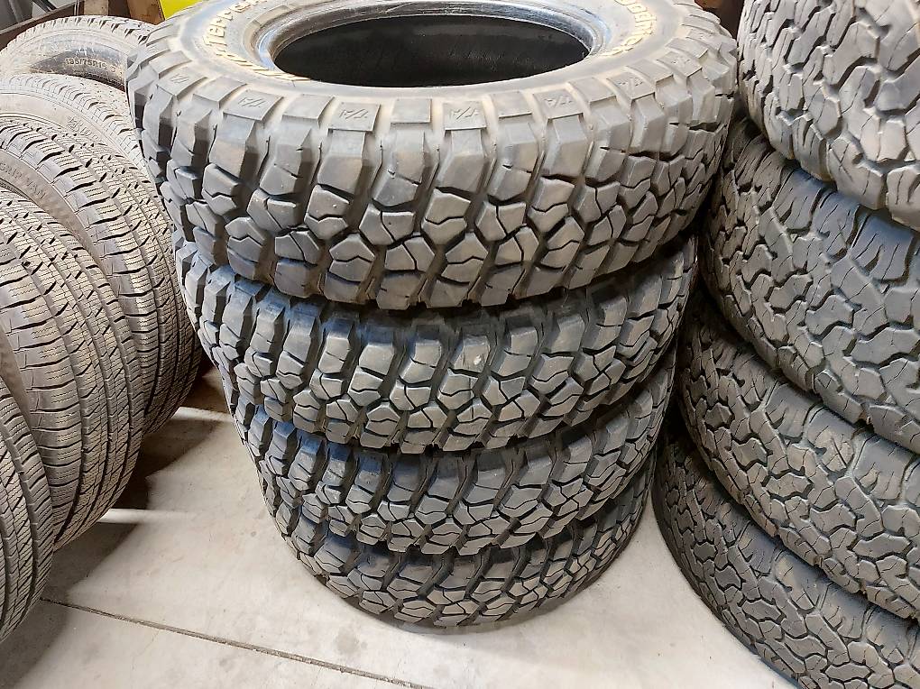 Reifen BF Goodrich MT 225/75 R16