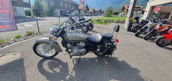 Honda VT125C Shadow