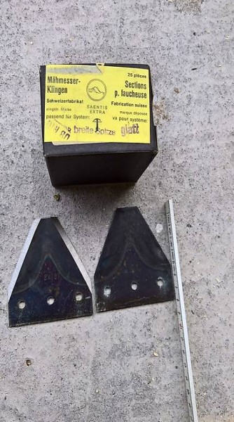 Säntis Extra Messerklingen DIN 80 glatt, breite Spitze