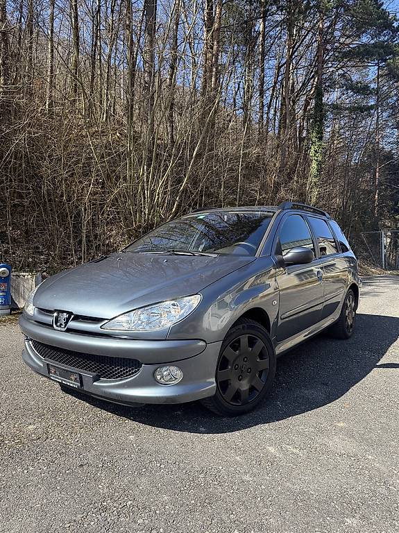 Peugeot 206 Kombi Automat Frisch Ab MFK & Service