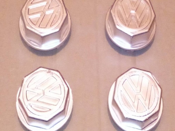 VW Käfer Bigfelgen Nabenkappen.