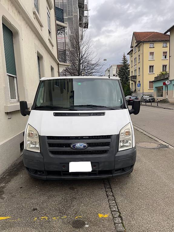 Ford Transit in gutem gebrauchten Zustand