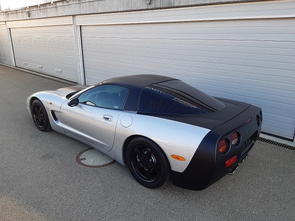 Corvette C5 - 5.6 V8 Targa mit Extras in einem Top Zustand
