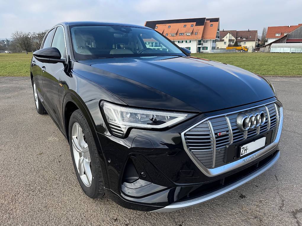 Audi e-tron 50 Quattro S-Line mit Gratisservice und Garantie