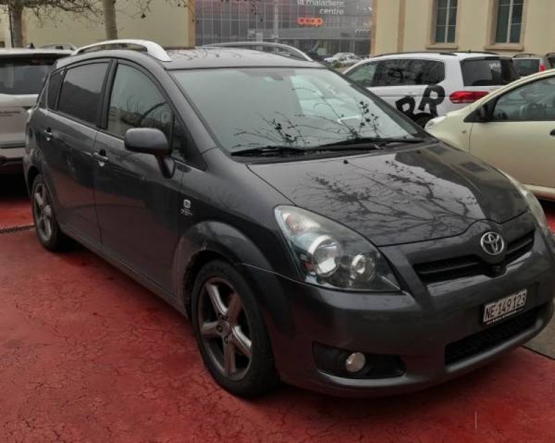 Toyota Corolla Verso 2.2, 2008, 227"500 km