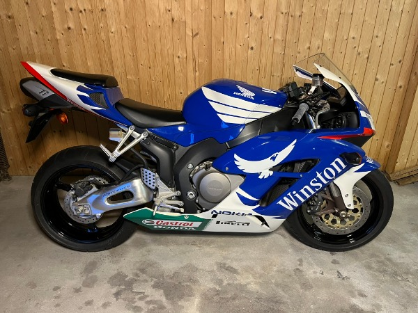 honda cbr 1000 rr - neuzustand 0km rarität - modell 2005 (sc57)