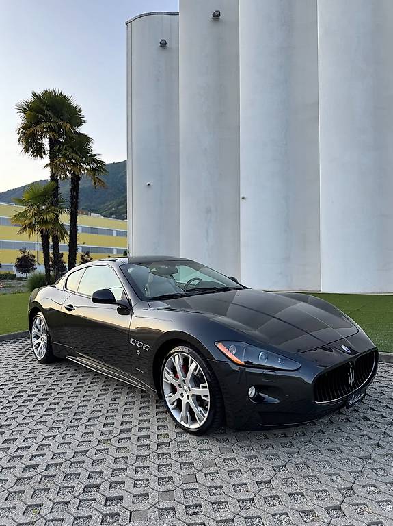 Maserati Granturisimo automatica