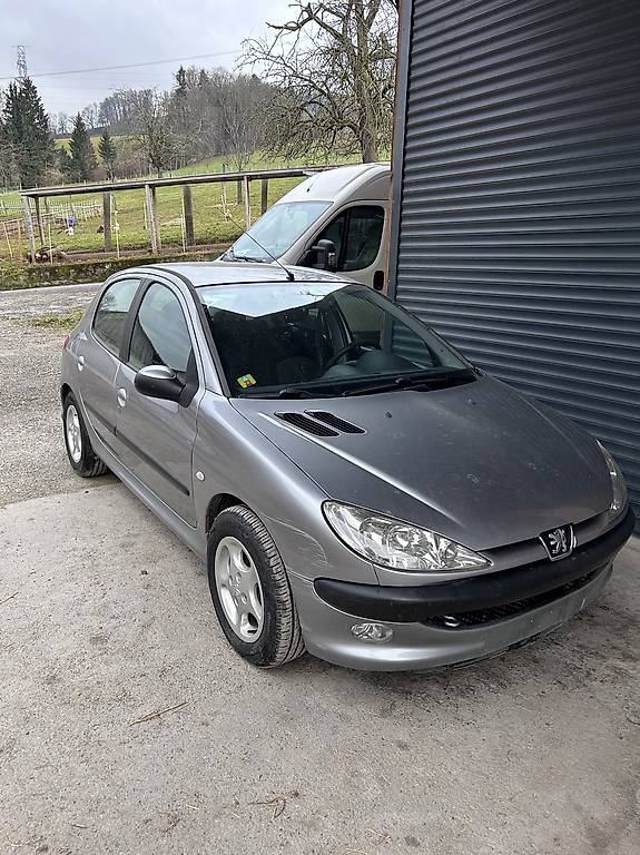 Peugeot 206 zu verkaufen