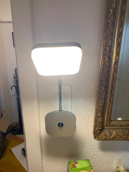 LED Steckerleuchte Kunststoff Gehäuse Metallrohr