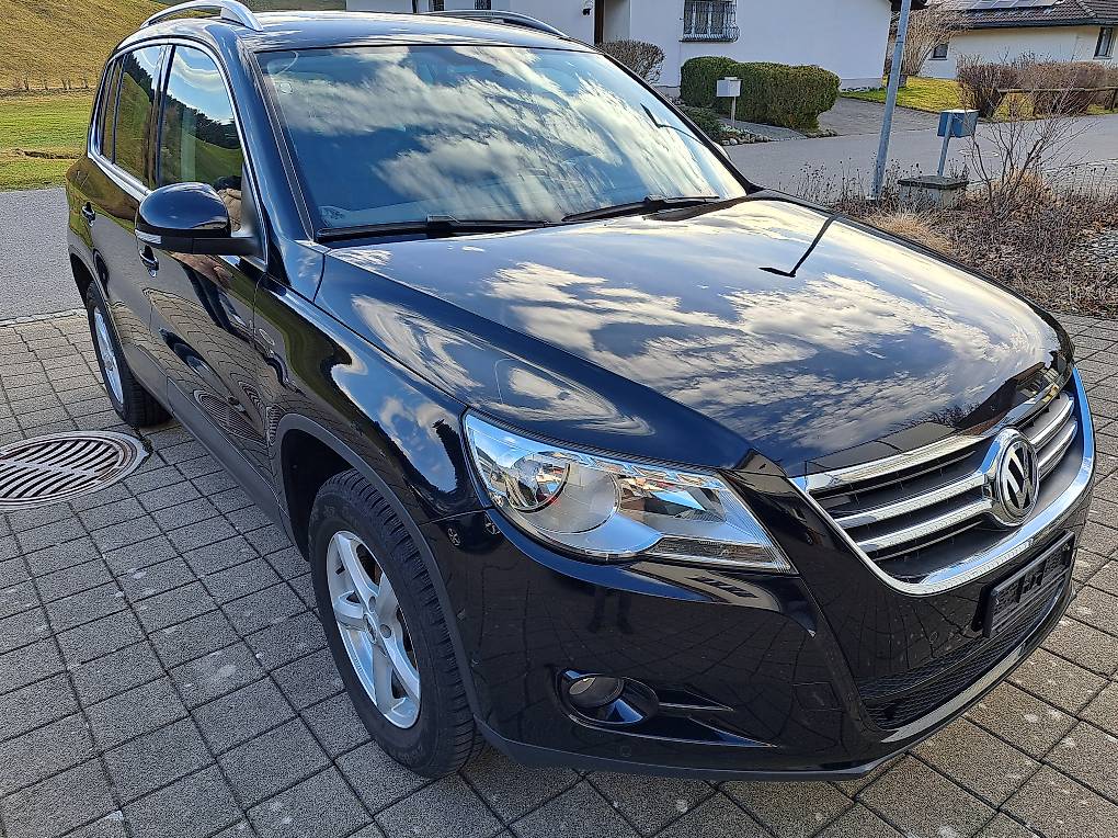 VW Tiguan 2.0TDI Sport&Style 4x4, AHK, DAB