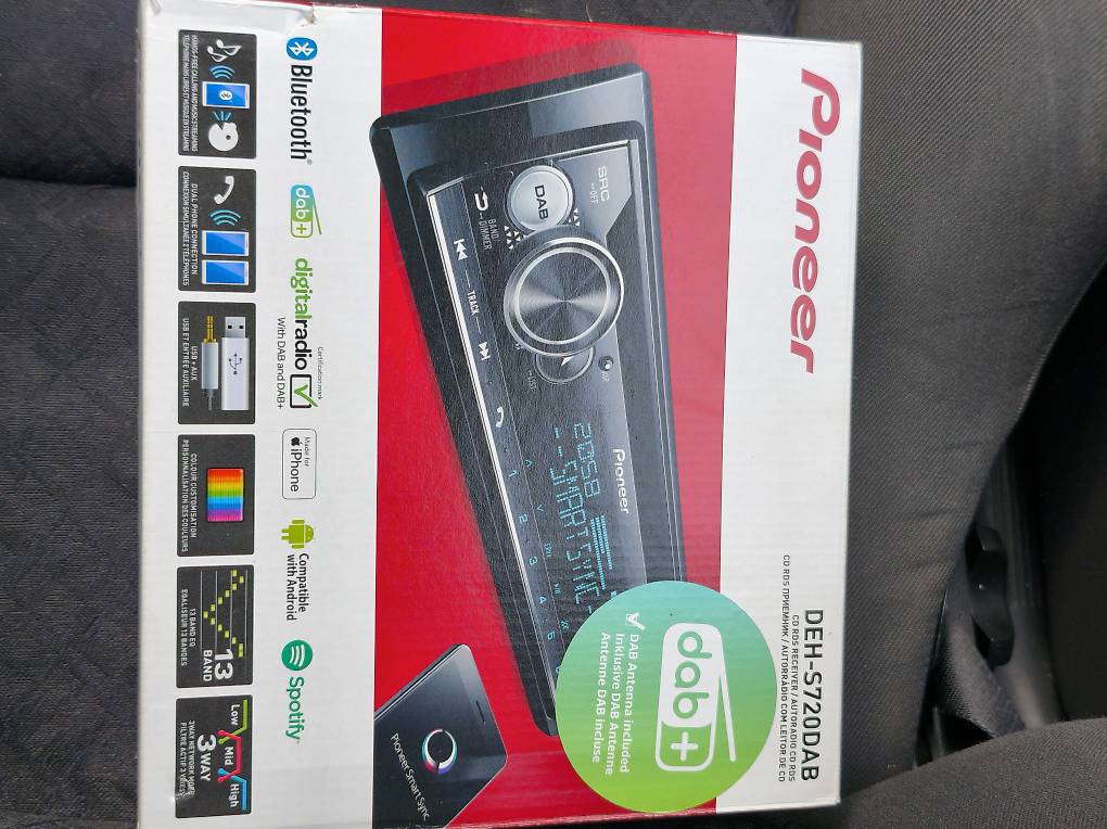 Pioneer Radio